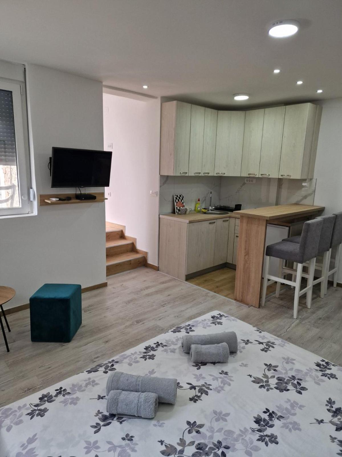 Zed Apartmani Leskovac 레스코바츠 외부 사진